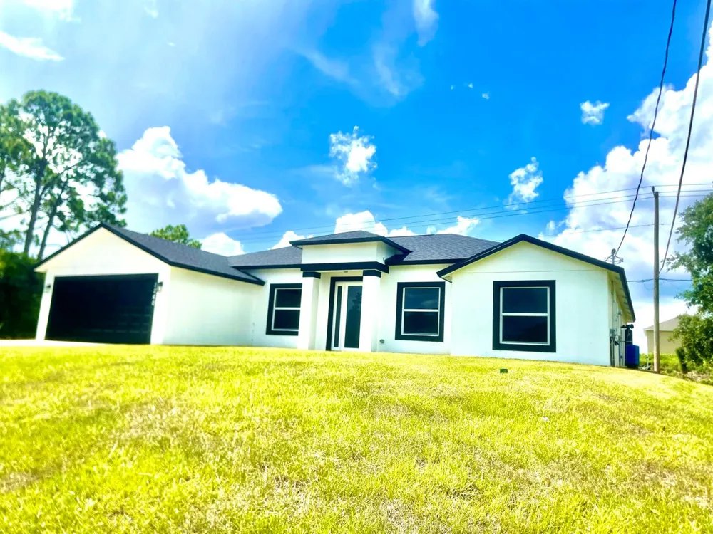 1260 SE Larkspur St Street SE Palm Bay, FL 32909