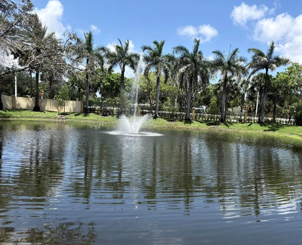 203 S Santa Catalina Circle #203 North Lauderdale, FL 33068