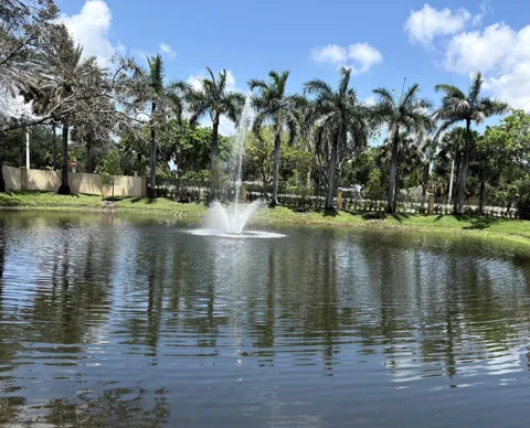 203 S Santa Catalina Circle #203