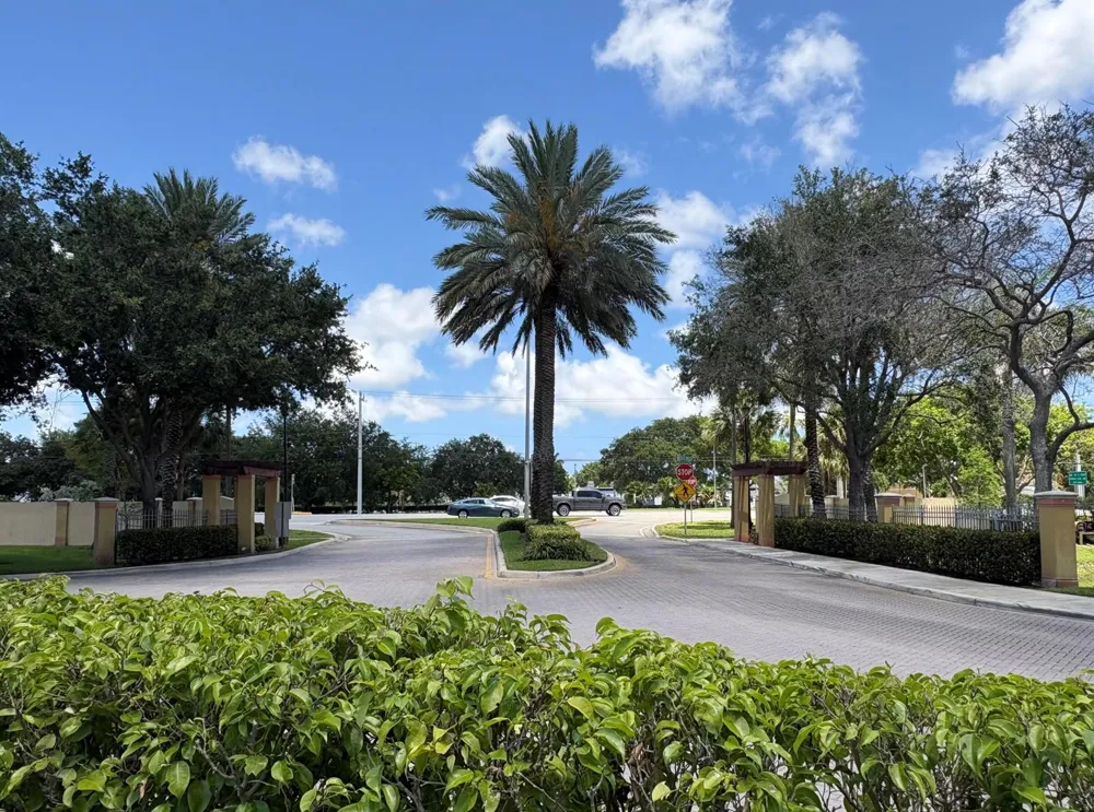 203 S Santa Catalina Circle #203 North Lauderdale, FL 33068