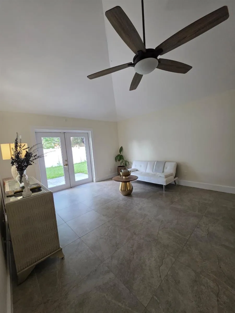 3003 Pigeon Hawk Court Orlando, FL 32829