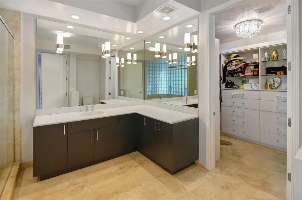 301 Hendricks Isle #7 Fort Lauderdale, FL 33301
