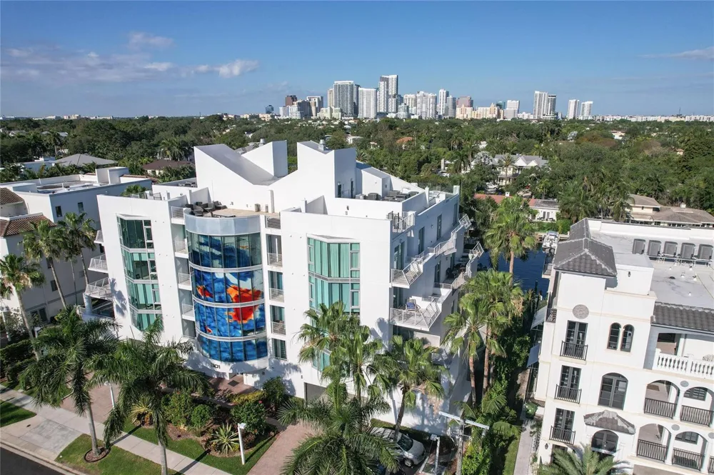 301 Hendricks Isle #7 Fort Lauderdale, FL 33301