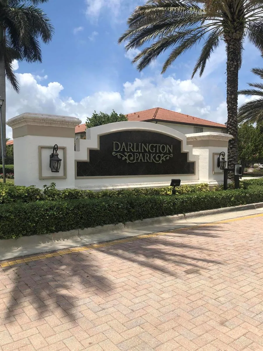 9731 Darlington Place Cooper City, FL 33328