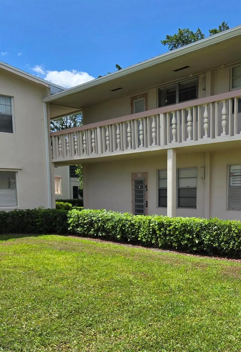 316 Farnham P #316 Deerfield Beach, FL 33442