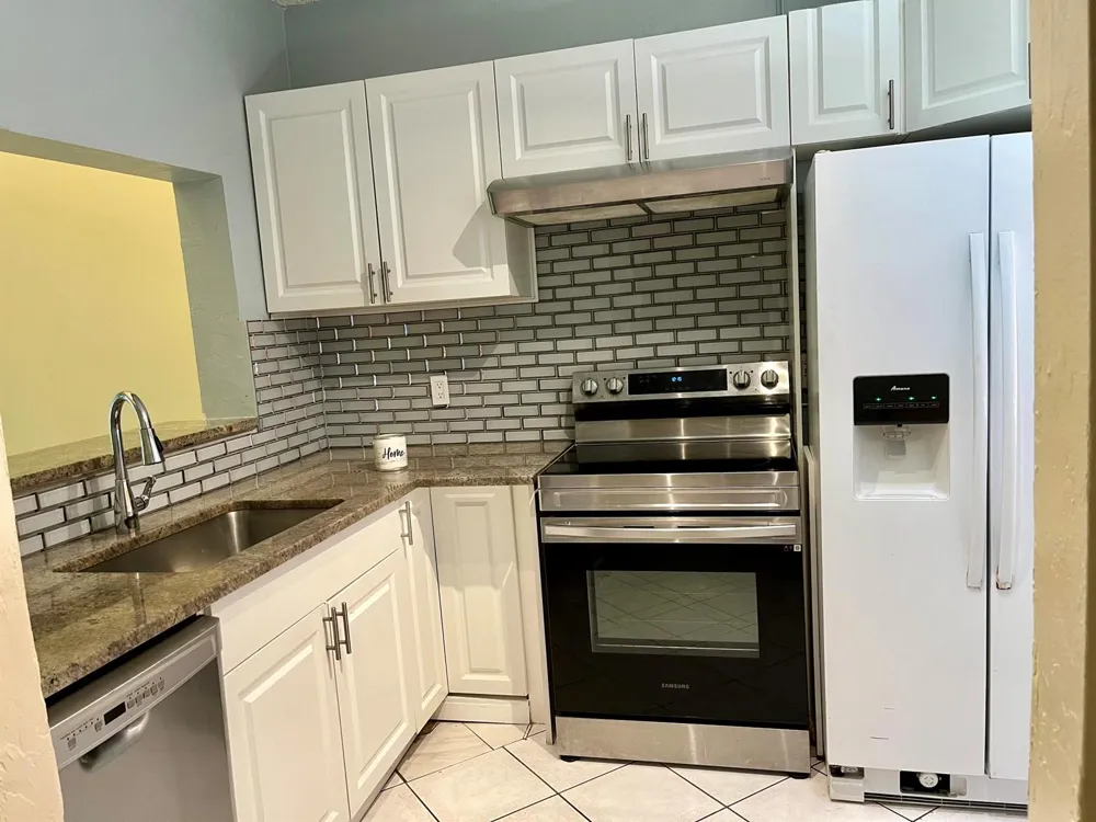 2317 SW 82nd Terrace North Lauderdale, FL 33068