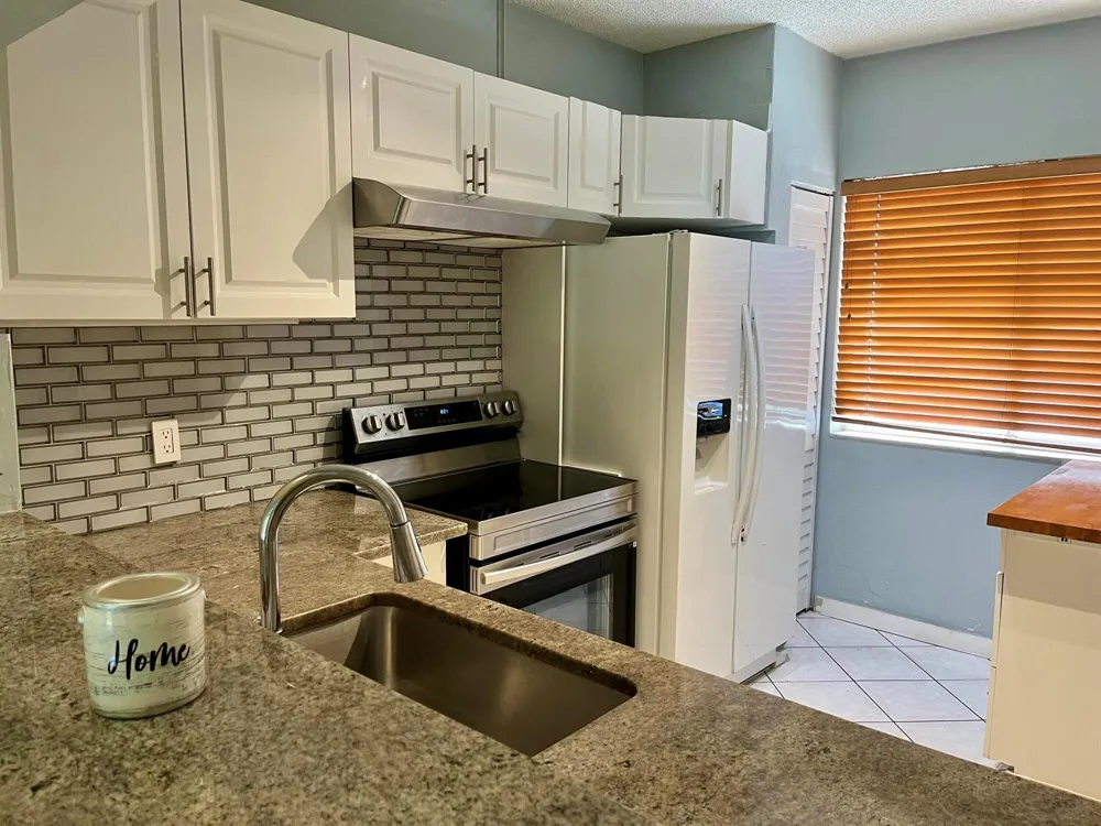 2317 SW 82nd Terrace North Lauderdale, FL 33068