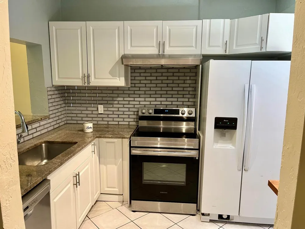2317 SW 82nd Terrace North Lauderdale, FL 33068