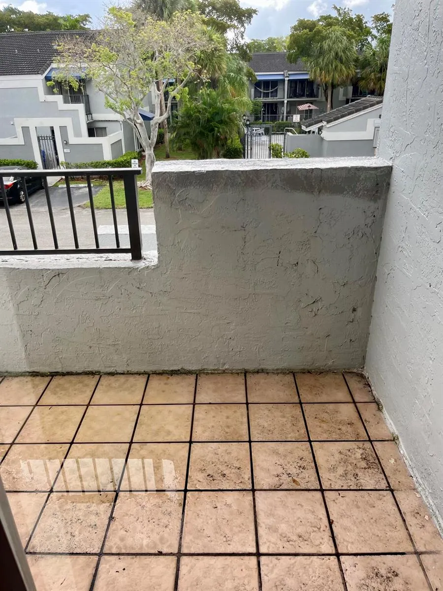 2317 SW 82nd Terrace North Lauderdale, FL 33068