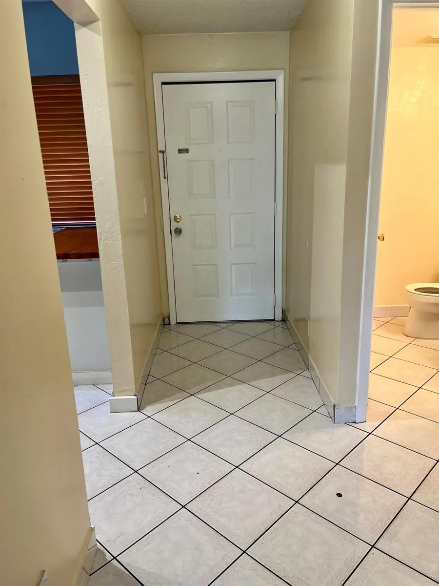 2317 SW 82nd Terrace North Lauderdale, FL 33068