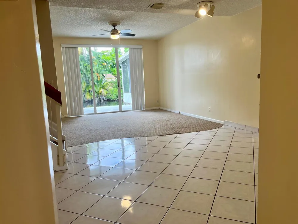 2317 SW 82nd Terrace North Lauderdale, FL 33068