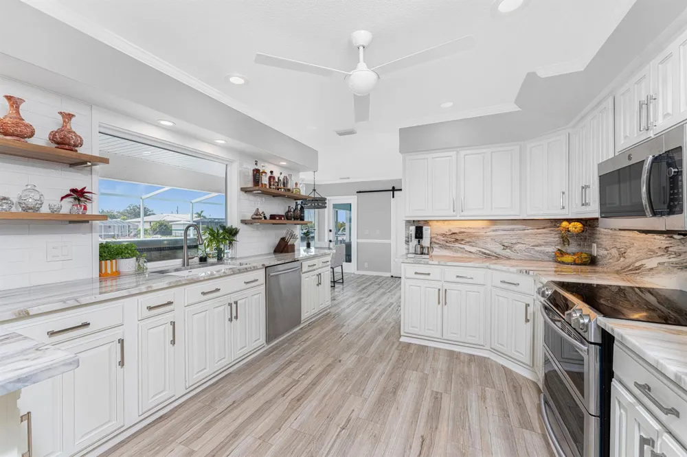 139 Seville Pl Place SW Port Charlotte, FL 33952