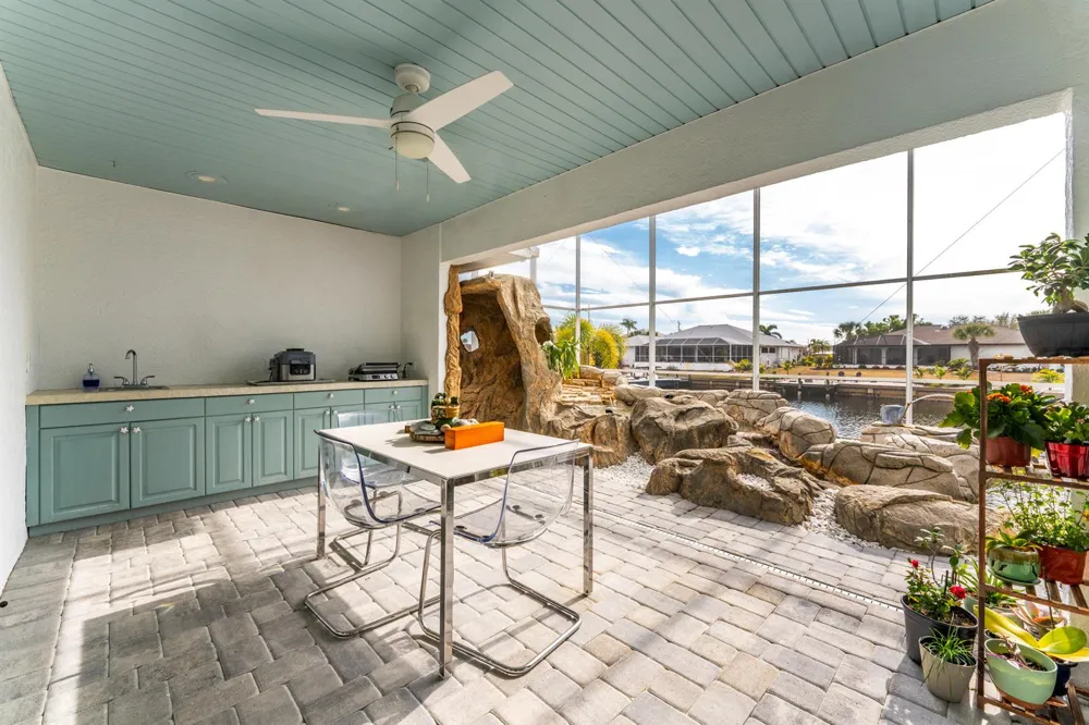 139 Seville Pl Place SW Port Charlotte, FL 33952