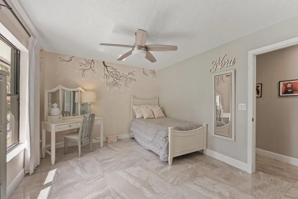 13275 Garwood Court Wellington, FL 33414