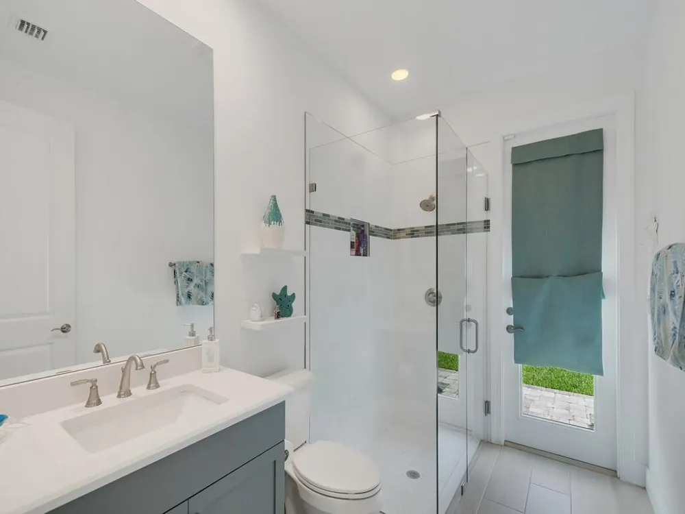 8220 Halbert Lane Vero Beach, FL 32968