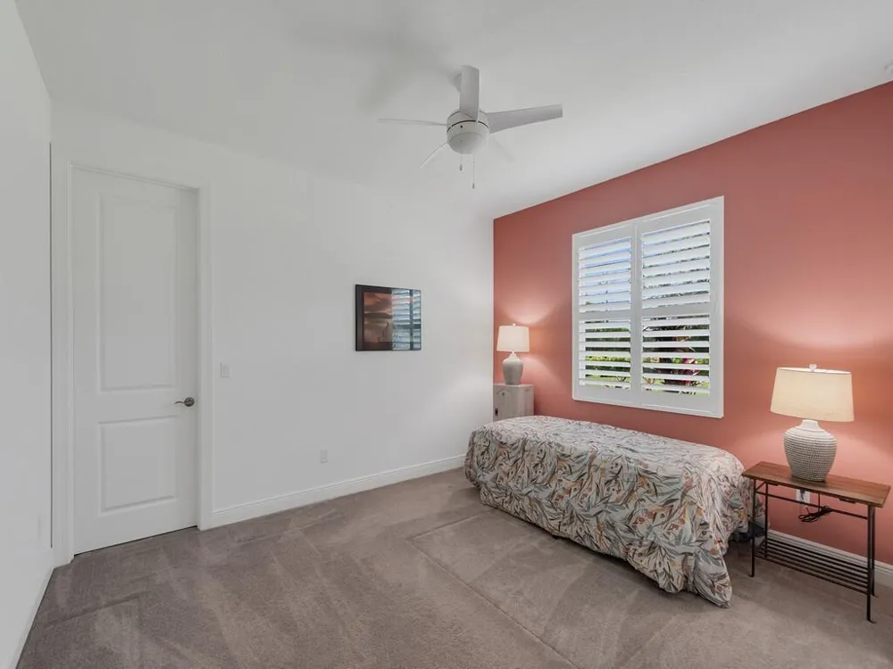 8220 Halbert Lane Vero Beach, FL 32968