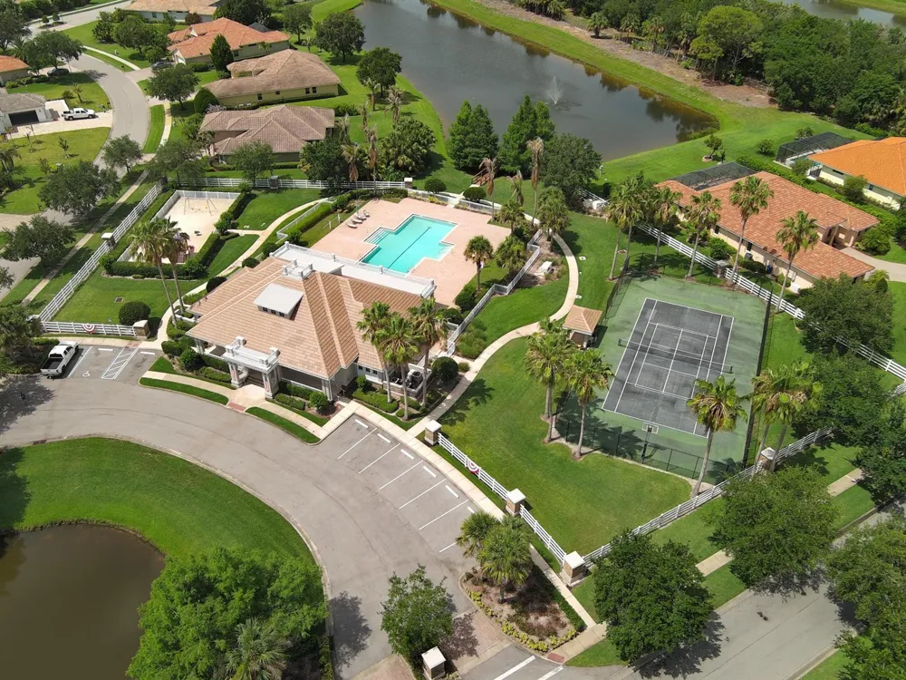 8220 Halbert Lane Vero Beach, FL 32968