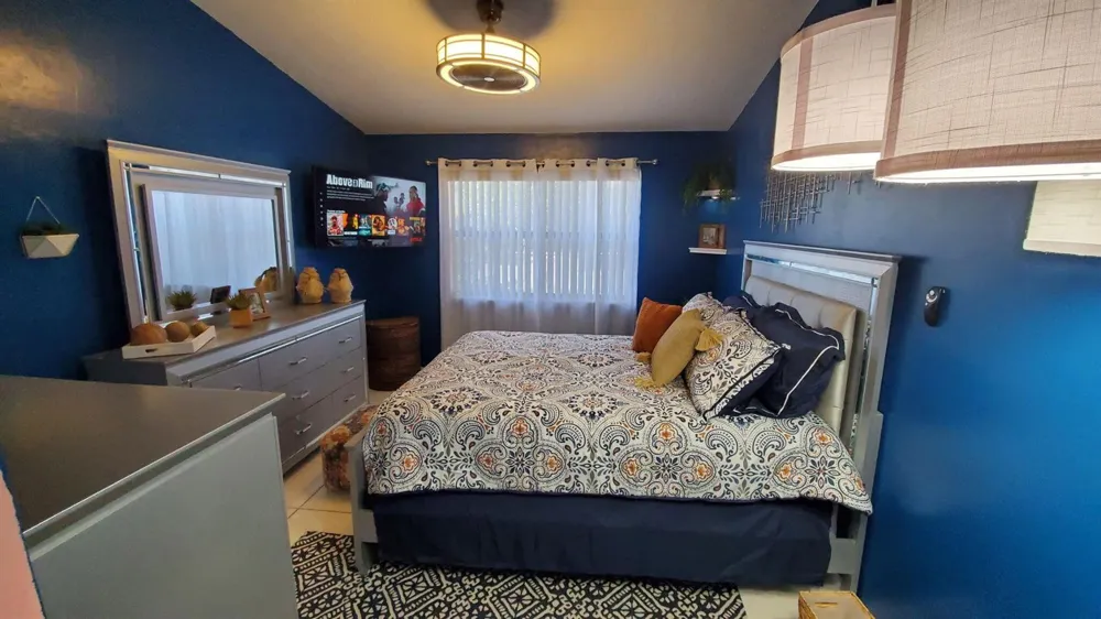 7620 NW 38th Court Sunrise, FL 33351