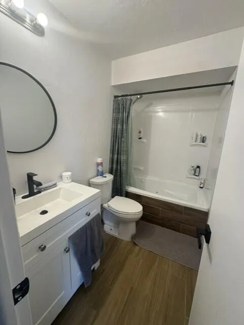 1829 SW 81st Way #5 Davie, FL 33324