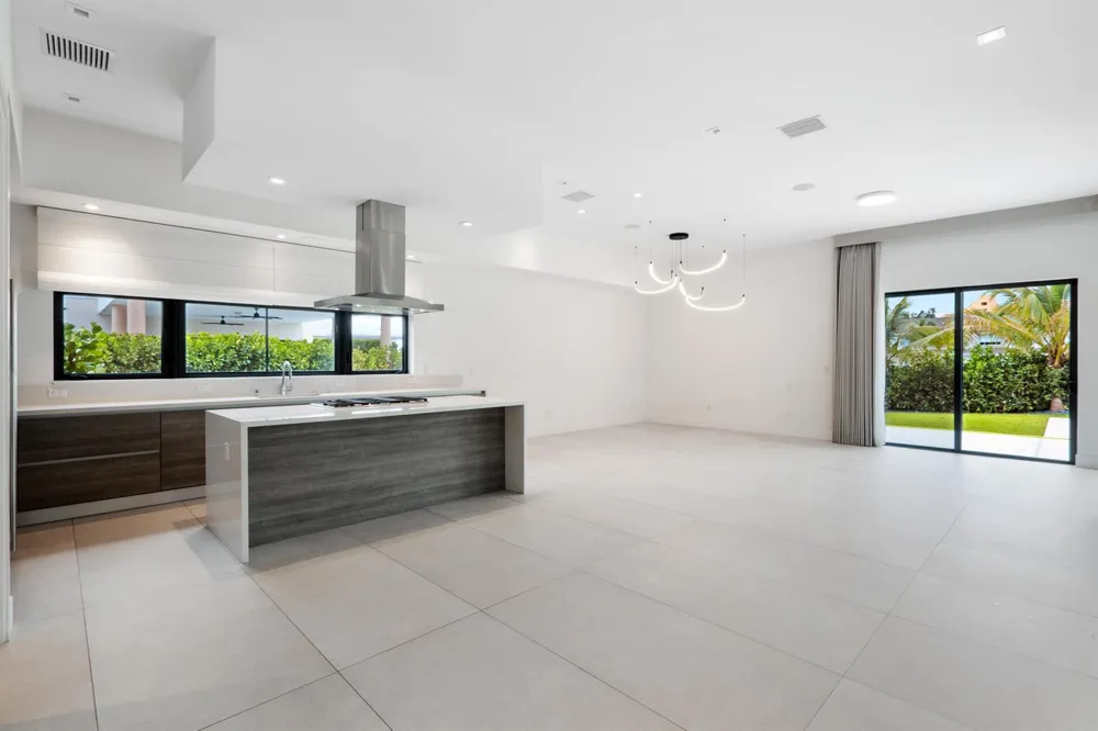16788 Natures Way Weston, FL 33326