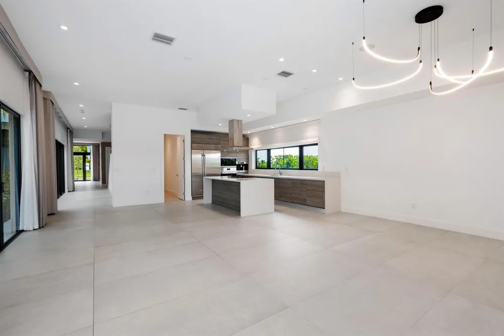 16788 Natures Way Weston, FL 33326