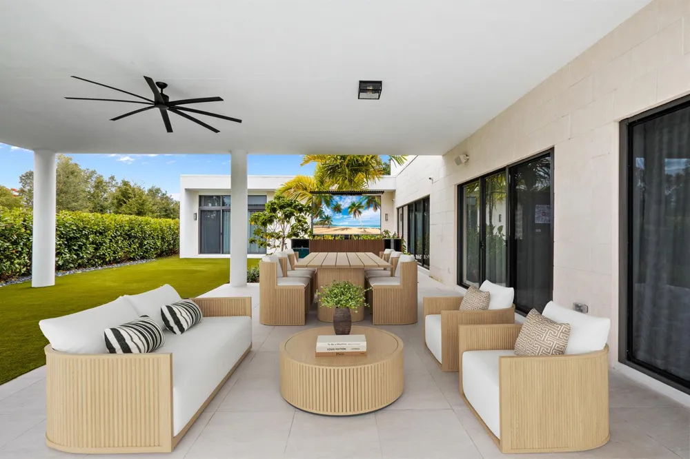16788 Natures Way Weston, FL 33326