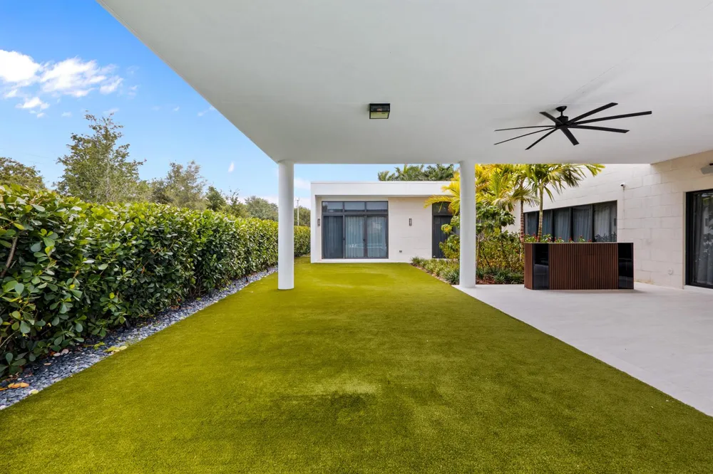 16788 Natures Way Weston, FL 33326