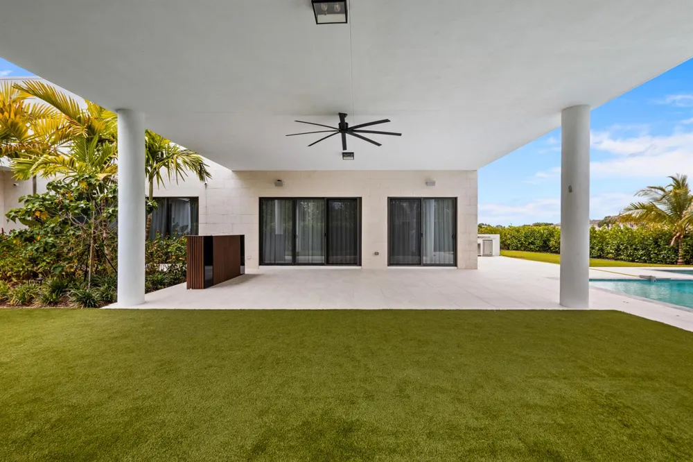 16788 Natures Way Weston, FL 33326