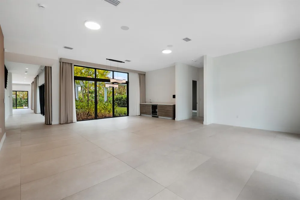16788 Natures Way Weston, FL 33326