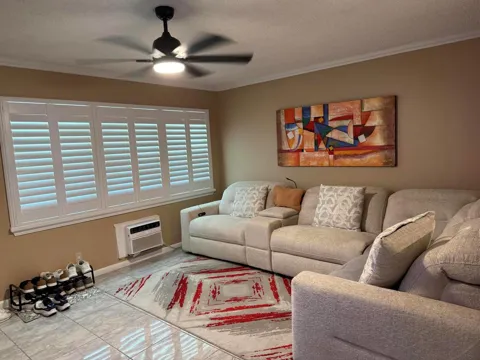 362 Oakridge T