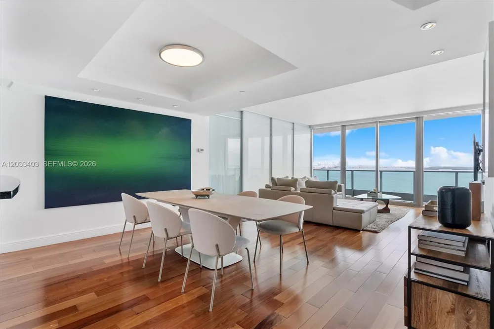 1331 Brickell Bay Dr #1409 Miami, FL 33131