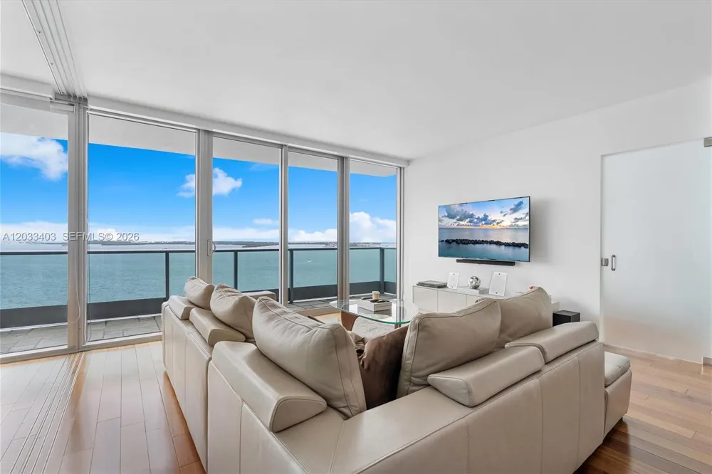 1331 Brickell Bay Dr #1409 Miami, FL 33131