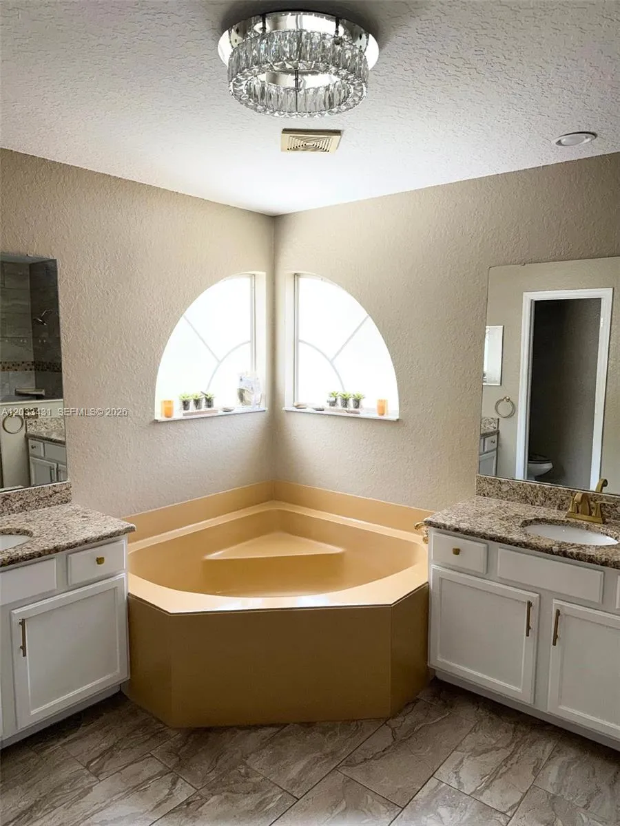 664 Oxford Drive Other City - In The State Of Florida, FL 33897