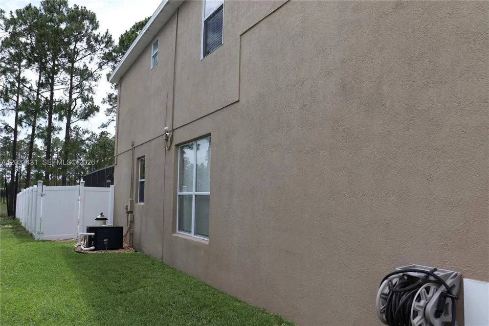 664 Oxford Drive Other City - In The State Of Florida, FL 33897
