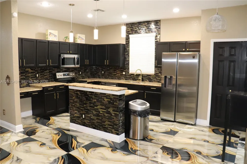 664 Oxford Drive Other City - In The State Of Florida, FL 33897