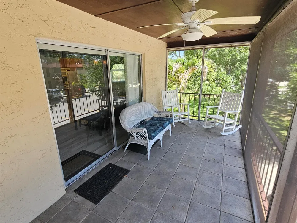 3124 SE Us Highway 441 #J8 Okeechobee, FL 34974