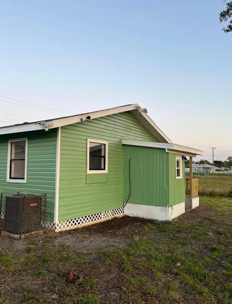 515 S Wilson Avenue Cocoa, FL 32922