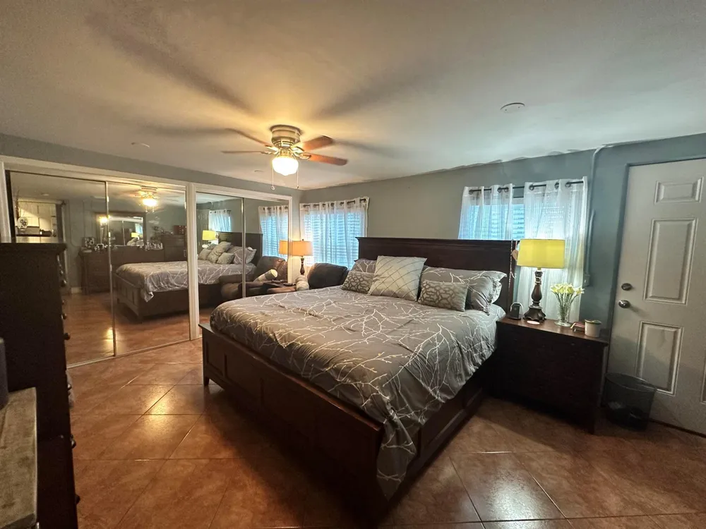 800 Ivory Lane Haverhill, FL 33415