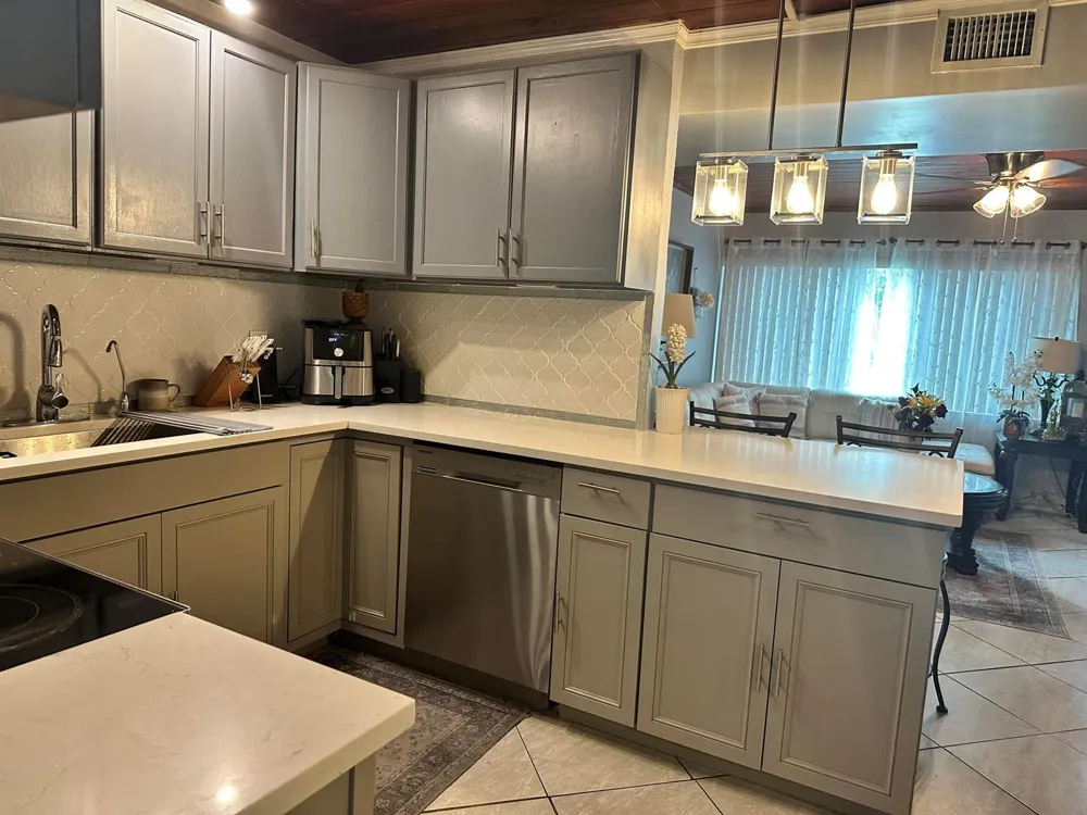 800 Ivory Lane Haverhill, FL 33415