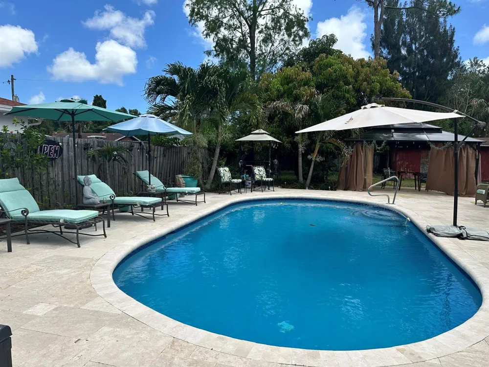 800 Ivory Lane Haverhill, FL 33415