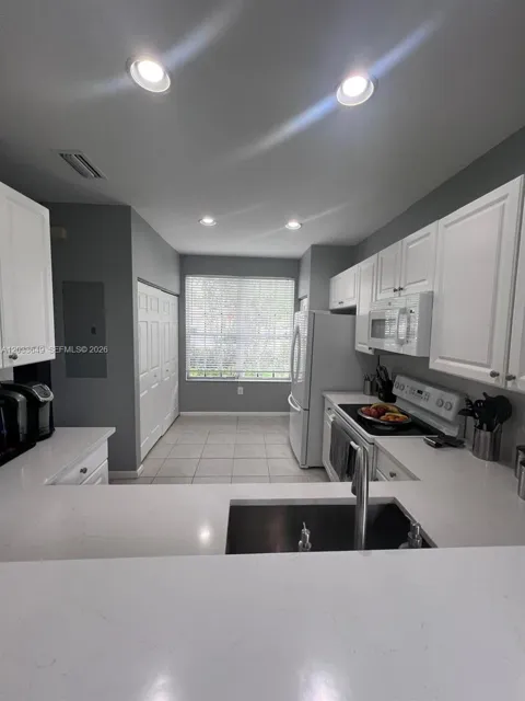 681 NW 42nd Ave