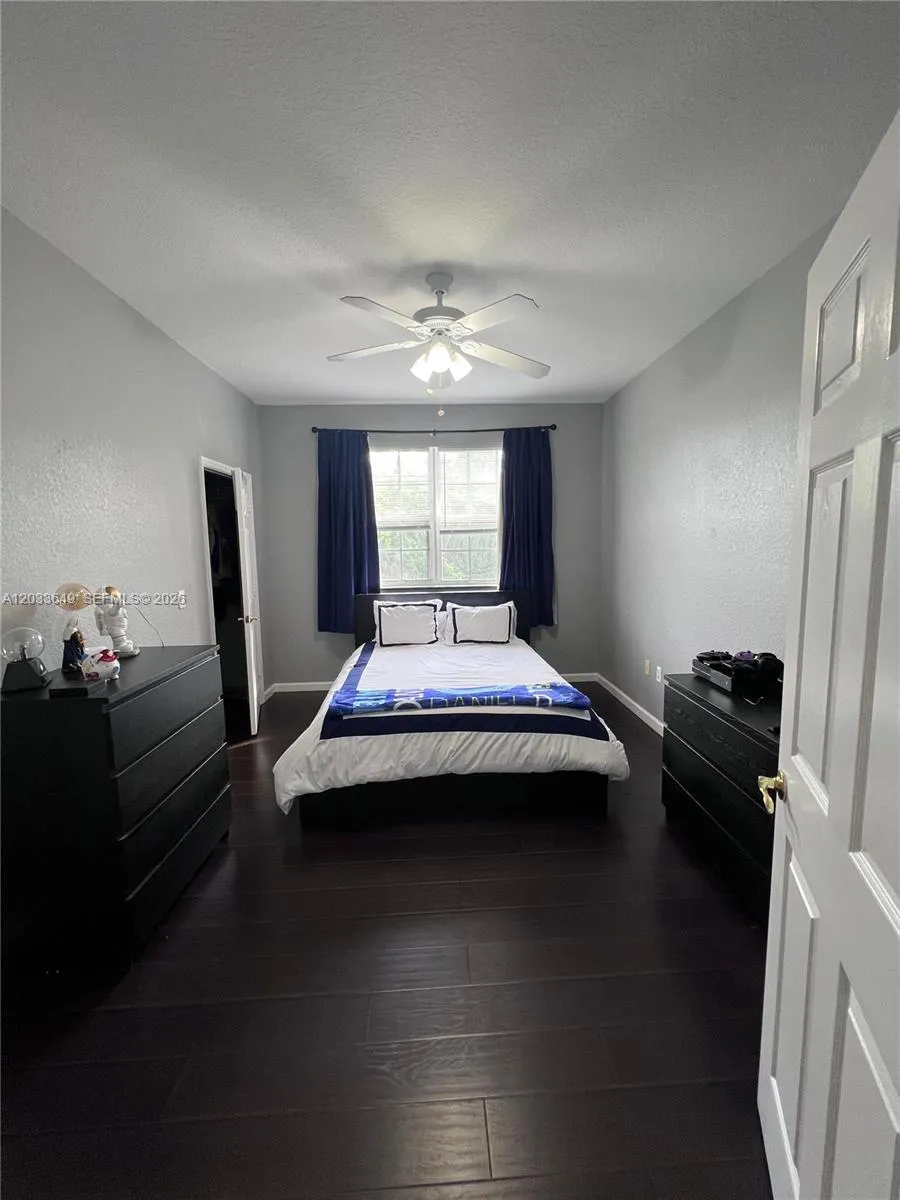 681 NW 42nd Ave Plantation, FL 33317