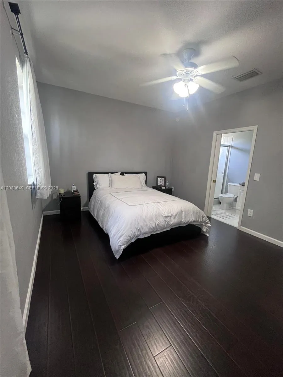 681 NW 42nd Ave Plantation, FL 33317