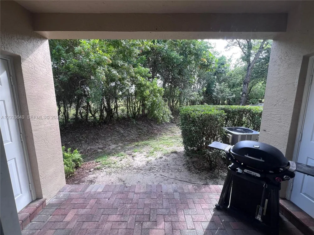 681 NW 42nd Ave Plantation, FL 33317
