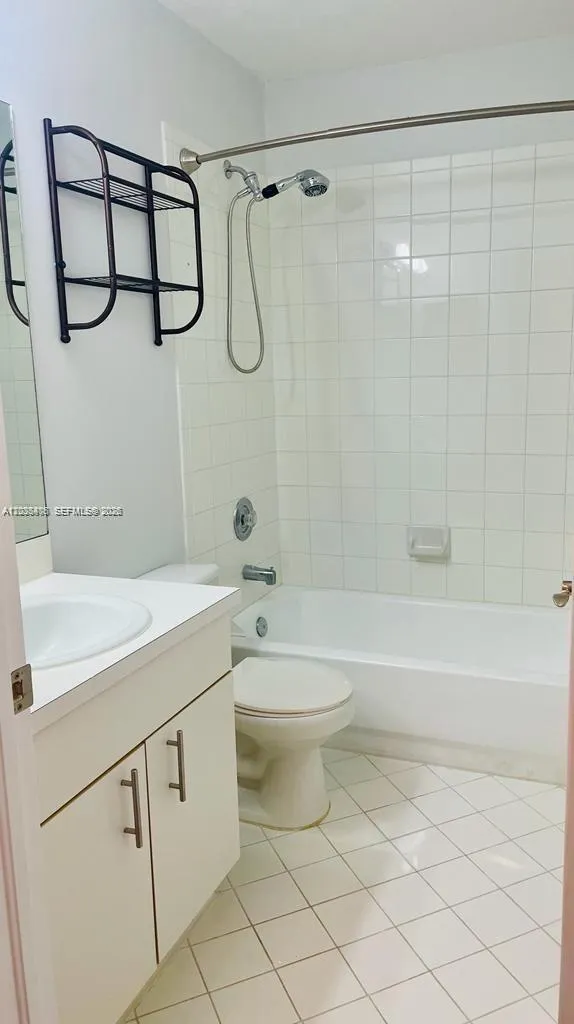 17079 NW 22nd St Pembroke Pines, FL 33028