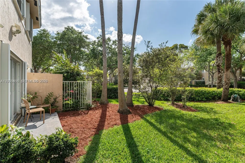 17079 NW 22nd St Pembroke Pines, FL 33028