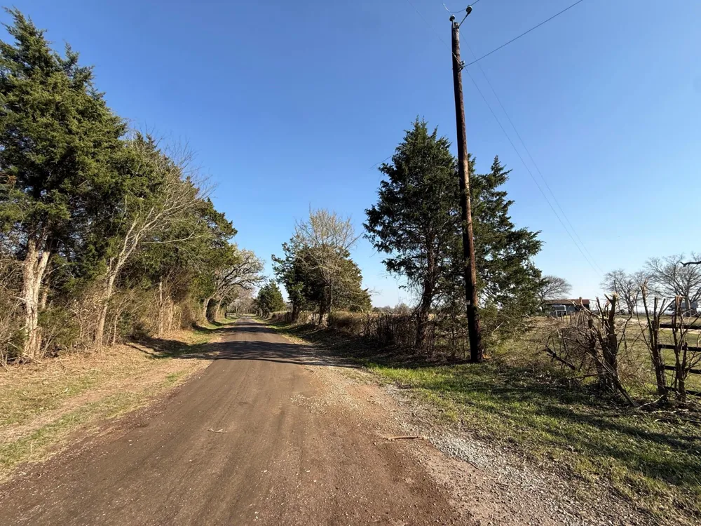 5 County Road 445 Fairfield, TX 75840