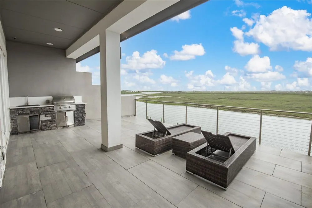 14836 GRANADA DRIVE #102 Corpus Christi, TX 78418