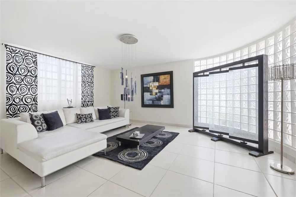 29 Calle 1 URB. SAN RAFAEL ESTATES Trujillo Alto, PR 00976