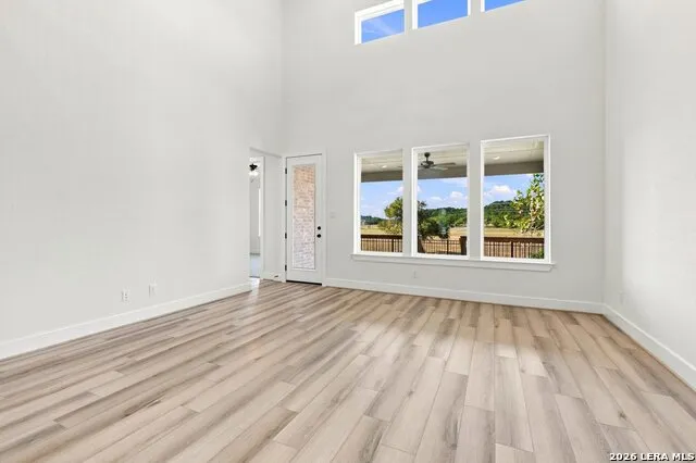 7122 Avignon Forest San Antonio, TX 78256